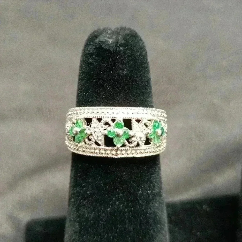 Sterling Silver Ring Size 6